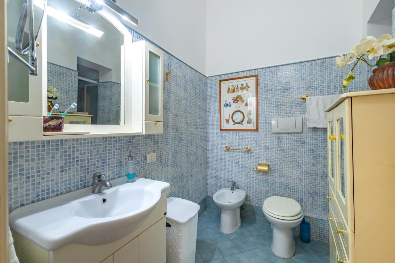 Apartament La Casa Di Dante Palermo Zewnętrze zdjęcie
