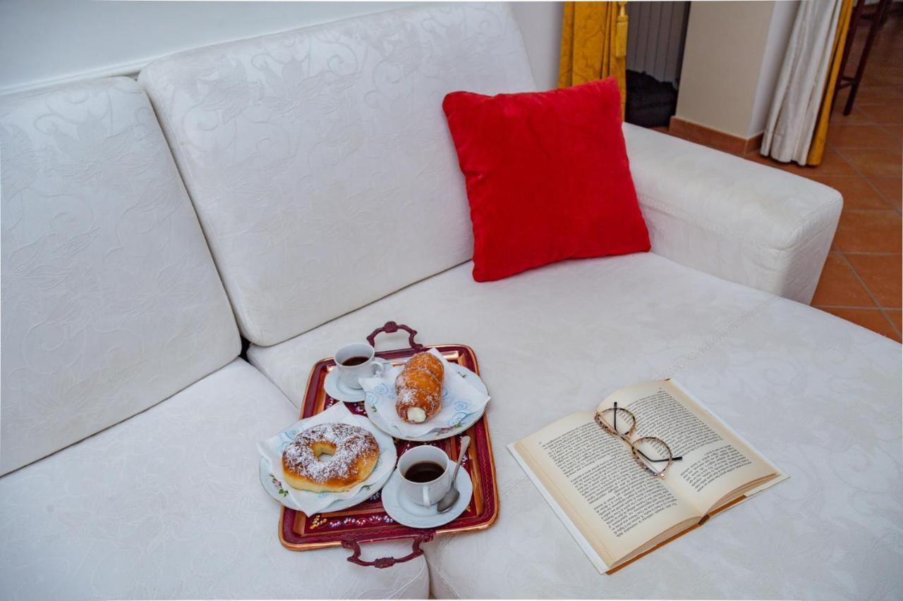 Apartament La Casa Di Dante Palermo Zewnętrze zdjęcie